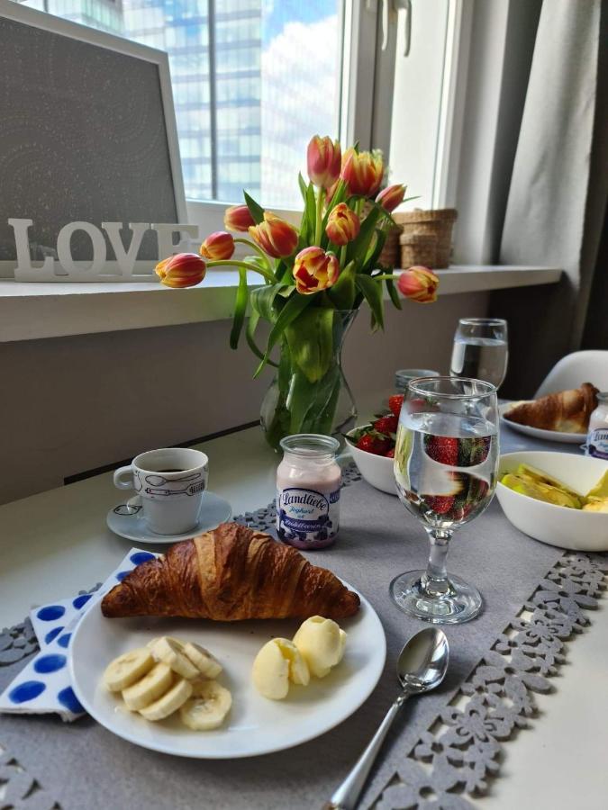 Apartament Chmielna Warszawa Exteriör bild