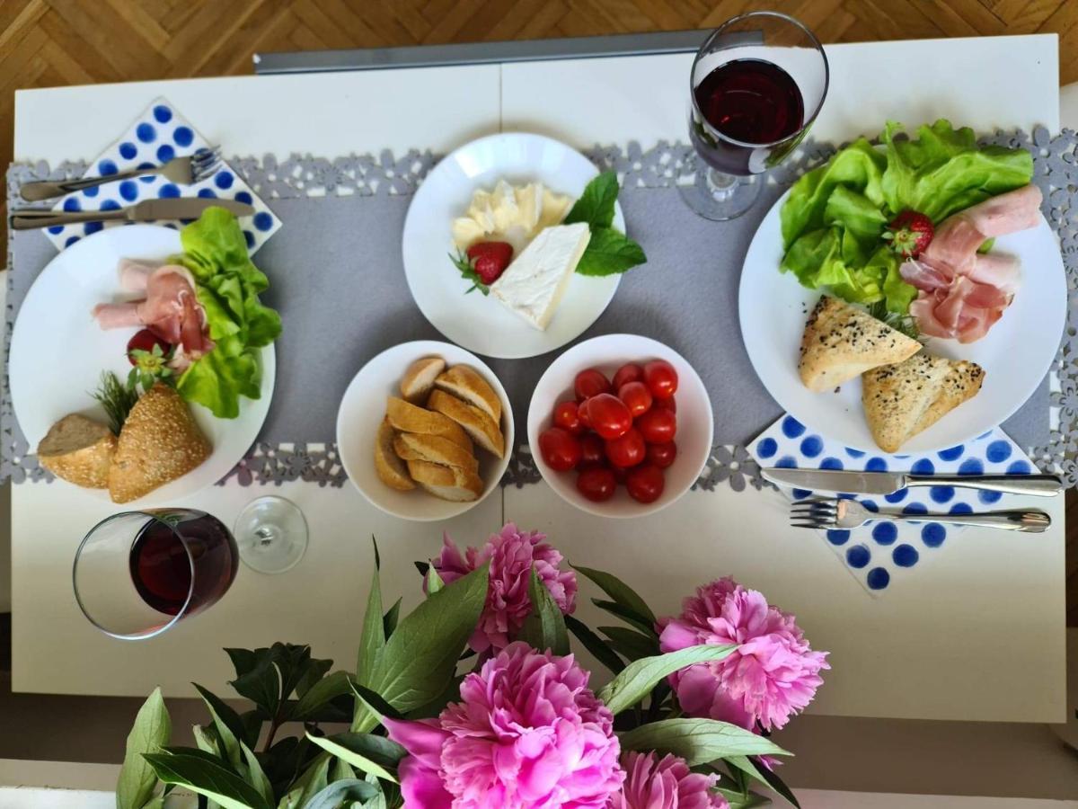 Apartament Chmielna Warszawa Exteriör bild